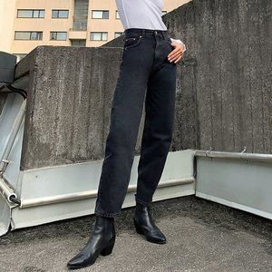 NWOT Aritzia Denim Forum - The Gia High Rise Carrot 28L - Size 23